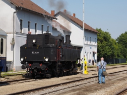 Mistelbach_Lokalbahn_160828cx.jpg