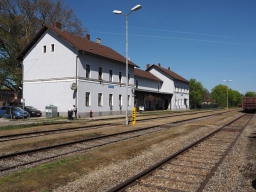Mistelbach_Lokalbahnhof_180421bs.jpg