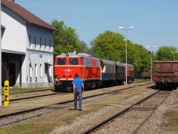 Mistelbach_Lokalbahnhof_180421df.jpg