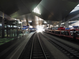Wien-Hauptbahnhof_180906m.jpg